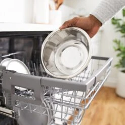 Frisco Triangle Iron Non-Skid Elevated Dog & Cat Bowl 16 Frisco Triangle Iron Non-Skid Elevated Dog & Cat Bowl -Frisco 257155 PT6. AC SS1800 V1615939314