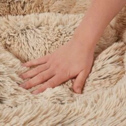 Frisco Eyelash Cat & Dog Bolster Bed & Frisco Eyelash Cat & Dog Bolster Bed 14 Frisco Eyelash Cat & Dog Bolster Bed & Frisco Eyelash Cat & Dog Bolster Bed -Frisco 302450 PT3. AC SS1800 V1623081755